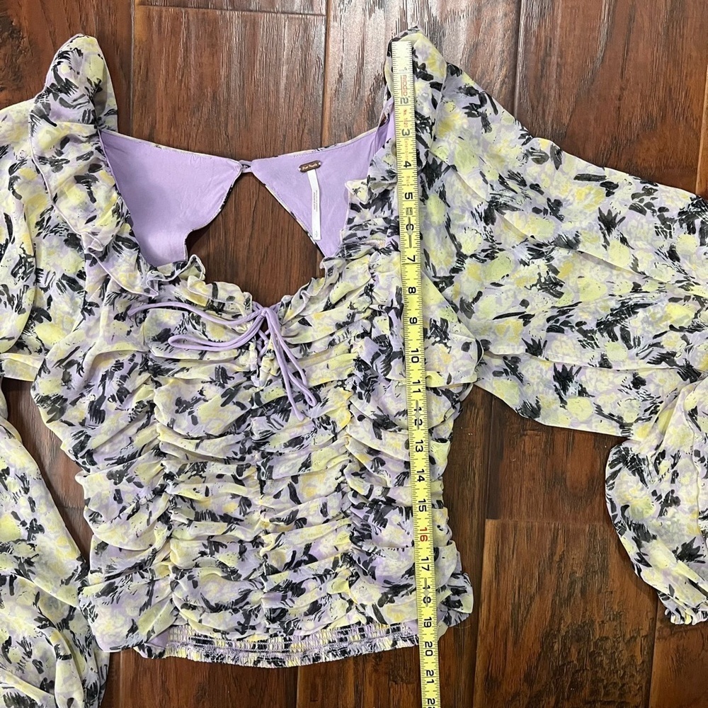 Free People Floral Purple Blouse – Size Small (S) - Picture 8 of 10